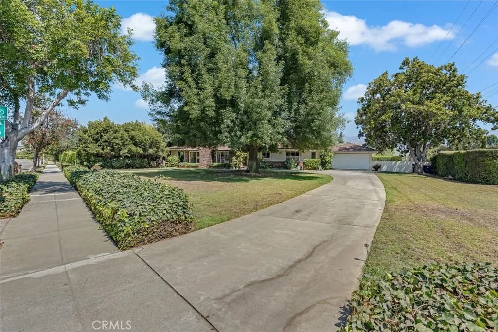 205 W Longden Ave, Arcadia, CA